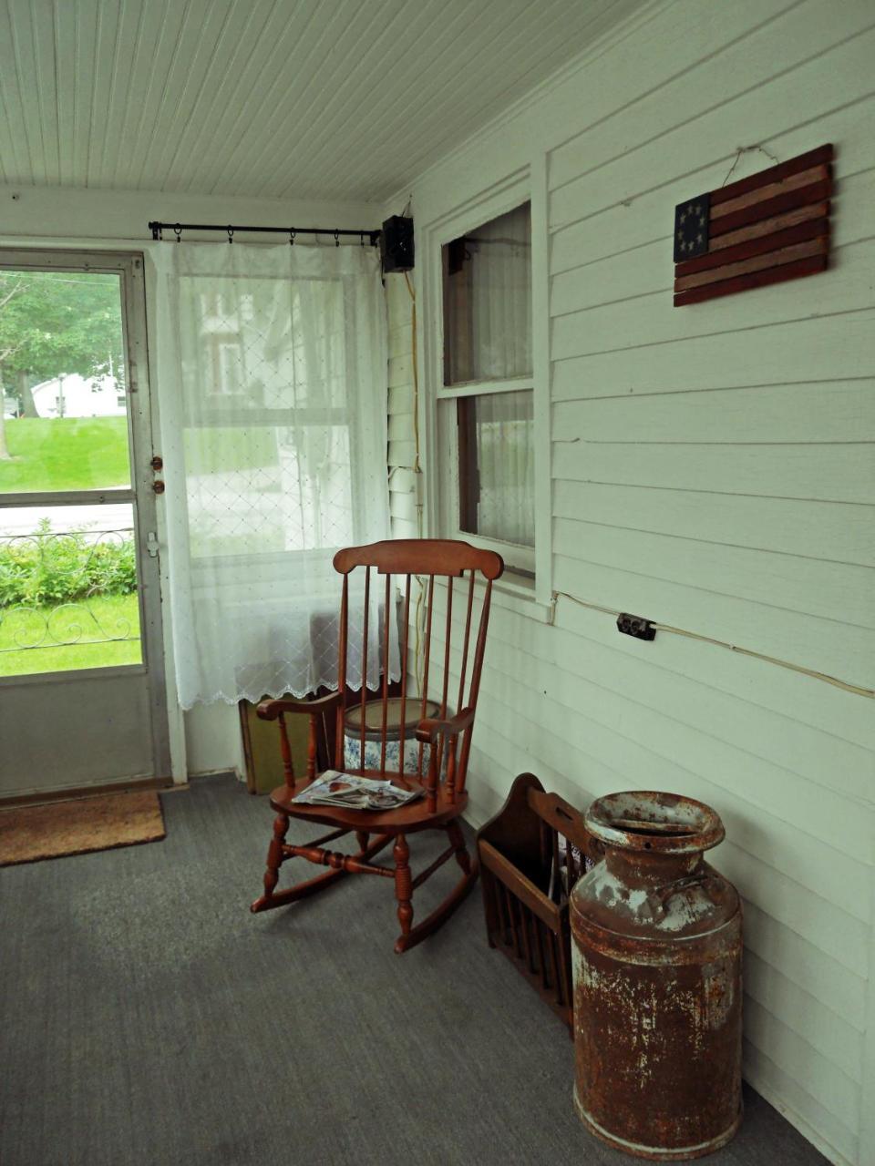 Little River Inn Motel Leon Екстериор снимка