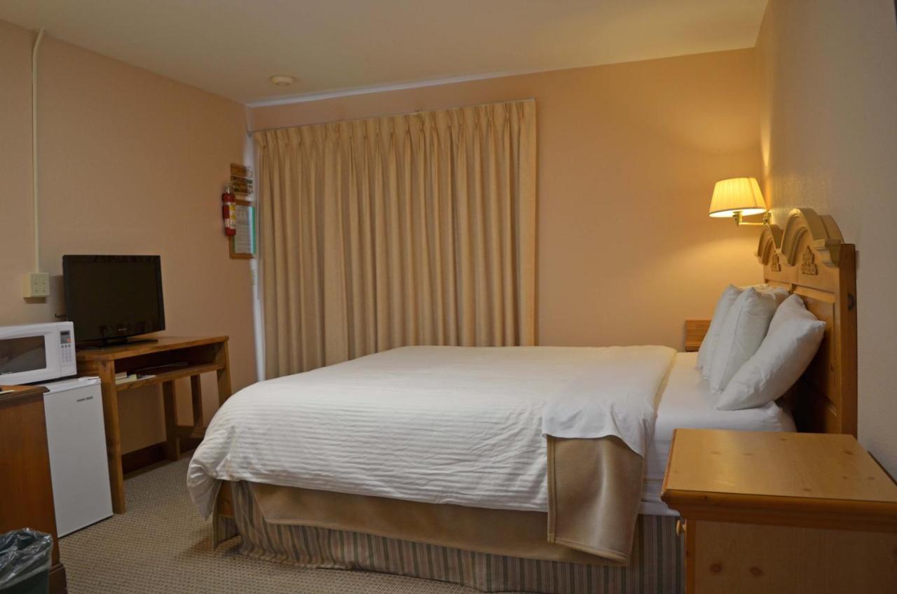 Little River Inn Motel Leon Екстериор снимка