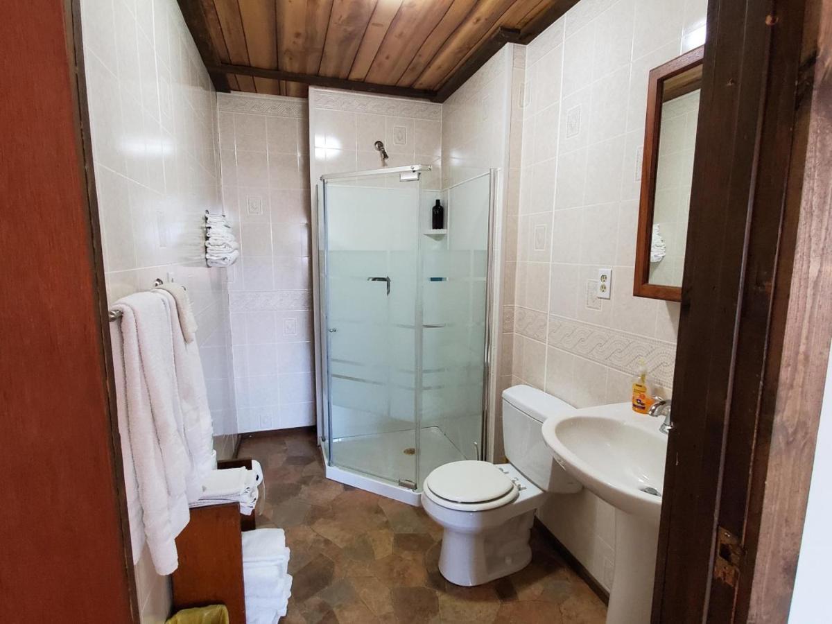 Little River Inn Motel Leon Екстериор снимка